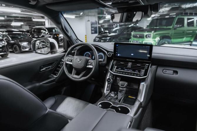 Новый Toyota Land Cruiser 300 Series 2026 года, цена 13 990 000 рублей, внедорожник, Автокод Объявления
