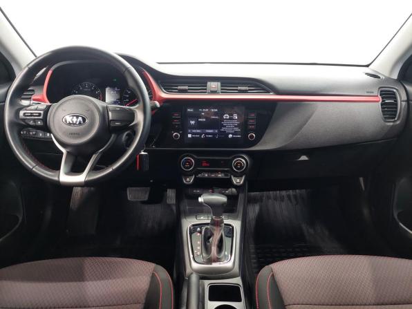 Kia Rio IV Рестайлинг с пробегом 2021 года, цена 1 920 000 рублей, 27100 км, хэтчбек, Автокод Объявления