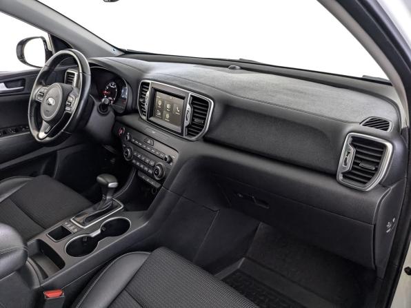 Kia Sportage IV с пробегом 2018 года, цена 1 750 000 рублей, 168117 км, внедорожник, Автокод Объявления