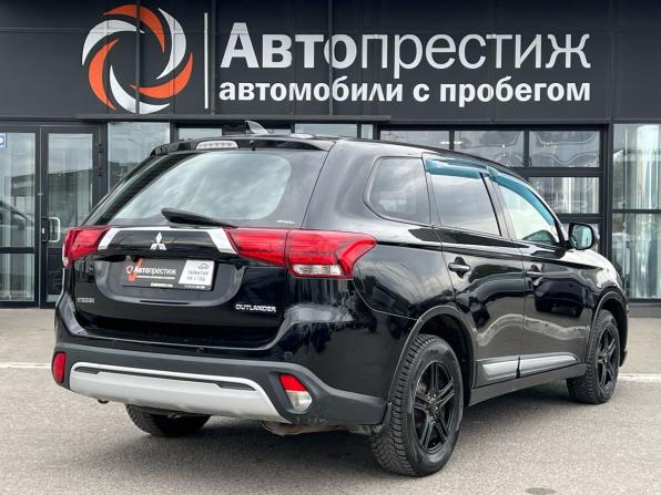 Mitsubishi Outlander III Рестайлинг 3 с пробегом 2019 года, цена 1 637 000 рублей, 308009 км, внедорожник, Автокод Объявления