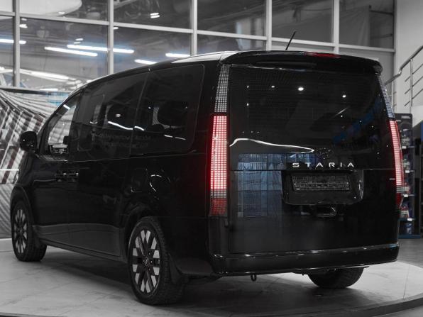 Hyundai Staria I с пробегом 2021 года, цена 4 299 000 рублей, 98100 км, минивэн, Автокод Объявления