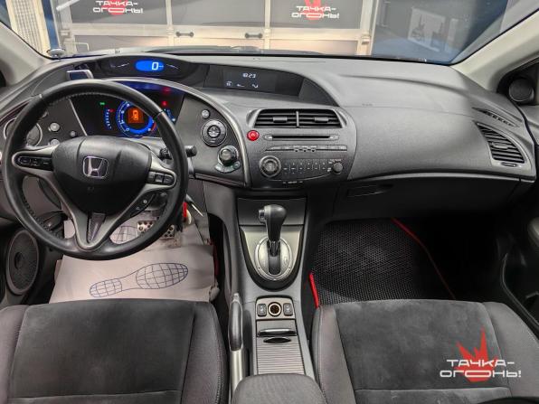 Honda Civic VIII Рестайлинг с пробегом 2011 года, цена 888 000 рублей, 151000 км, хэтчбек, Автокод Объявления
