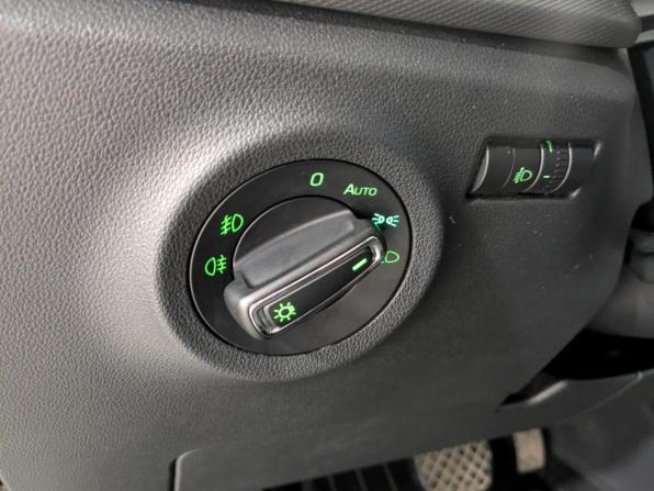 Skoda Rapid II с пробегом 2022 года, цена 1 799 000 рублей, 53946 км, лифтбек, Автокод Объявления
