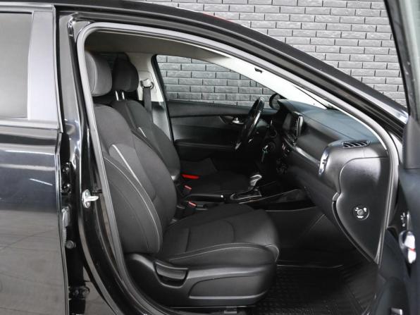 Kia Cerato IV с пробегом 2019 года, цена 1 950 000 рублей, 77001 км, седан, Автокод Объявления