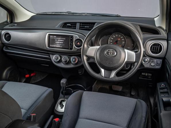 Toyota Vitz III (XP130) с пробегом 2013 года, цена 840 000 рублей, 67122 км, хэтчбек, Автокод Объявления