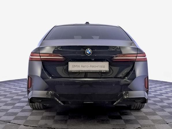 BMW 5 серии VIII (G60/G61/G68) с пробегом 2024 года, цена 7 600 000 рублей, 34956 км, седан, Автокод Объявления