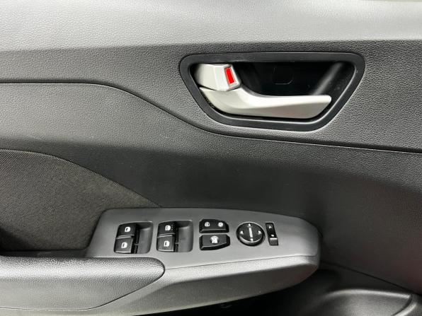 Hyundai Solaris II с пробегом 2019 года, цена 1 450 000 рублей, 85000 км, седан, Автокод Объявления