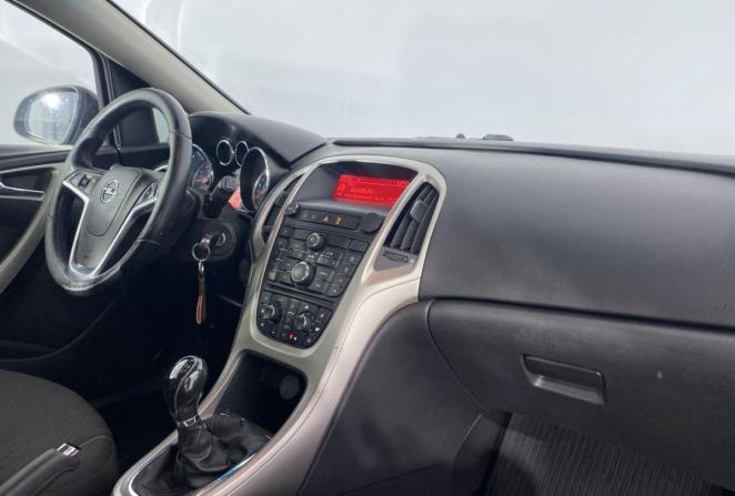 Opel Astra H Рестайлинг с пробегом 2010 года, цена 480 000 рублей, 215040 км, хэтчбек, Автокод Объявления