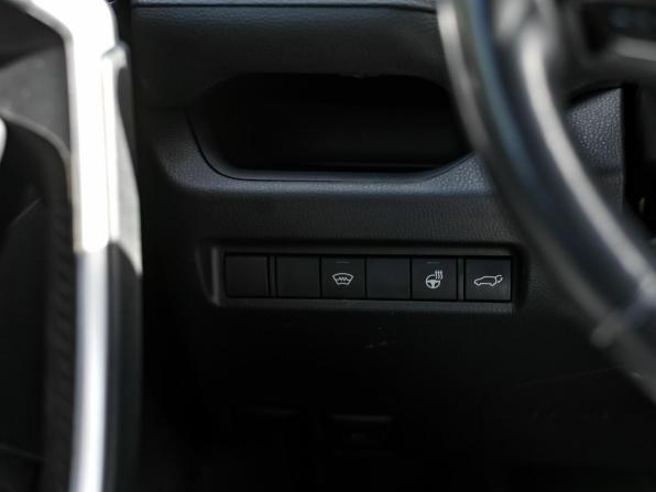 Toyota RAV4 IV (XA40) Рестайлинг с пробегом 2019 года, цена 2 966 000 рублей, 98876 км, внедорожник, Автокод Объявления
