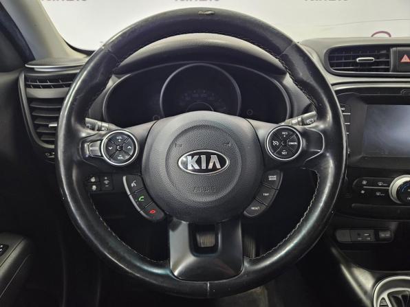 Kia Soul II Рестайлинг с пробегом 2017 года, цена 1 275 000 рублей, 106777 км, хэтчбек, Автокод Объявления
