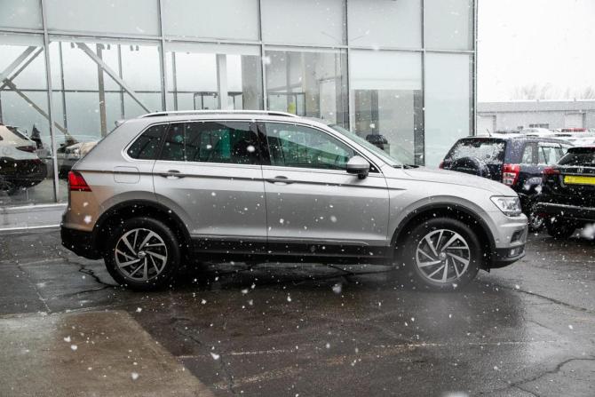 Volkswagen Tiguan II с пробегом 2018 года, цена 2 459 000 рублей, 76500 км, внедорожник, Автокод Объявления