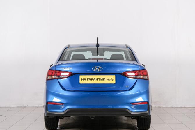 Hyundai Solaris II с пробегом 2018 года, цена 1 549 000 рублей, 9500 км, седан, Автокод Объявления