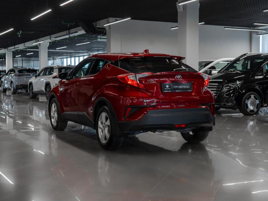 Toyota C-HR I Москва  - изображение 4