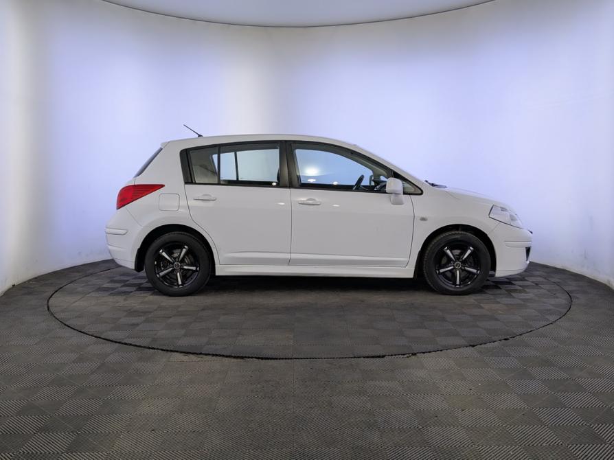 Nissan Tiida I Рестайлинг Москва  - изображение 4