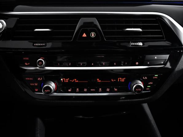 BMW 5 серии VII (G30/G31/G38) с пробегом 2018 года, цена 2 490 000 рублей, 159973 км, седан, Автокод Объявления