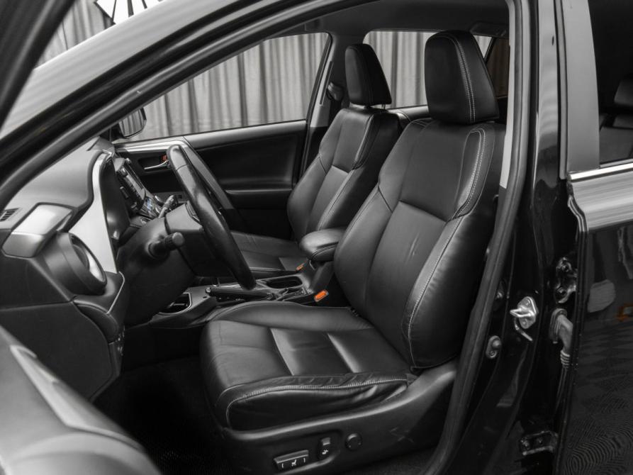 Toyota RAV4 IV (XA40) Рестайлинг Москва  - изображение 9