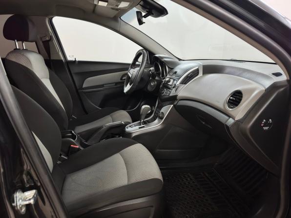 Chevrolet Cruze I Рестайлинг с пробегом 2013 года, цена 700 000 рублей, 223673 км, седан, Автокод Объявления