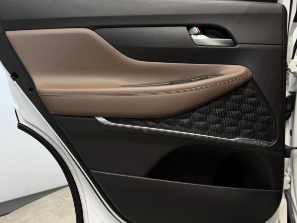 Hyundai Santa Fe IV с пробегом 2019 года, цена 3 020 000 рублей, 113084 км, внедорожник, Автокод Объявления