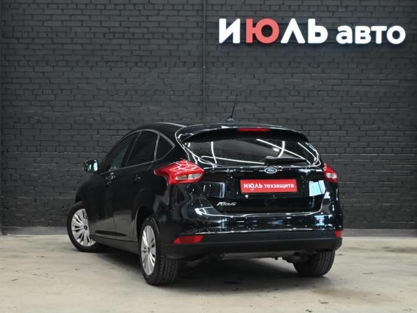 Ford Focus III Рестайлинг с пробегом 2017 года, цена 1 200 000 рублей, 72289 км, хэтчбек, Автокод Объявления