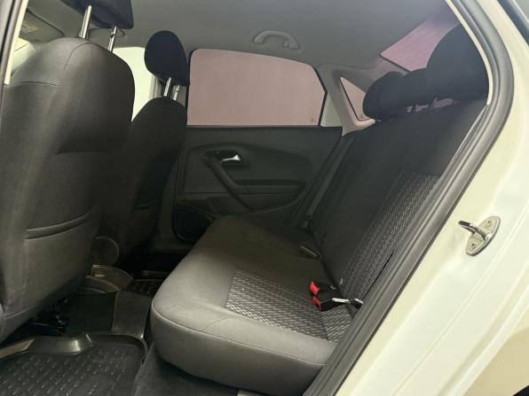 Volkswagen Polo V Рестайлинг с пробегом 2018 года, цена 1 099 000 рублей, 147442 км, седан, Автокод Объявления
