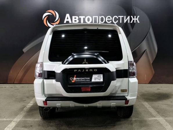 Mitsubishi Pajero IV Рестайлинг 2 с пробегом 2019 года, цена 3 490 000 рублей, 13550 км, внедорожник, Автокод Объявления