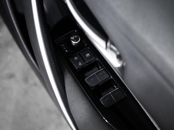 Toyota Corolla XII (E210) с пробегом 2019 года, цена 1 650 000 рублей, 115350 км, седан, Автокод Объявления