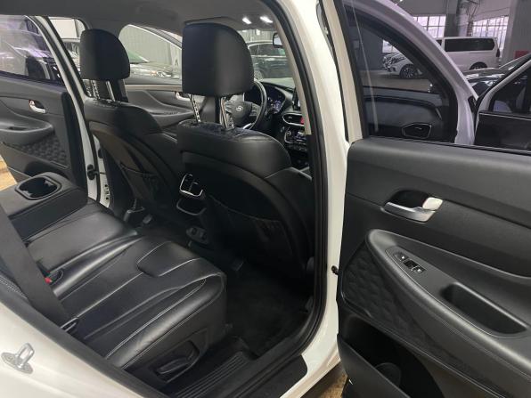 Hyundai Santa Fe IV с пробегом 2018 года, цена 2 790 000 рублей, 113651 км, внедорожник, Автокод Объявления