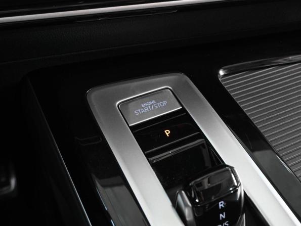 Volkswagen Tavendor I с пробегом 2024 года, цена 4 590 000 рублей, 16684 км, внедорожник, Автокод Объявления