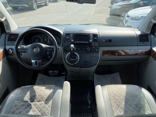 Volkswagen Multivan T5 Рестайлинг с пробегом 2010 года, цена 1 748 000 рублей, 346000 км, минивэн, Автокод Объявления