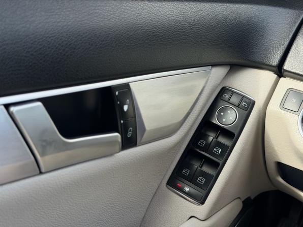 Mercedes-Benz C-Класс III (W204) Рестайлинг с пробегом 2011 года, цена 1 400 000 рублей, 264244 км, седан, Автокод Объявления