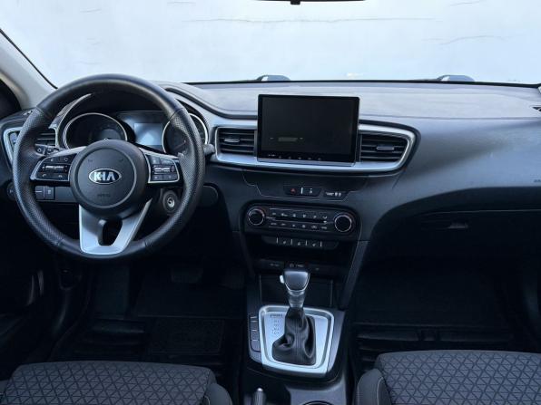 Kia Ceed III с пробегом 2019 года, цена 1 699 683 рубля, 113186 км, универсал, Автокод Объявления