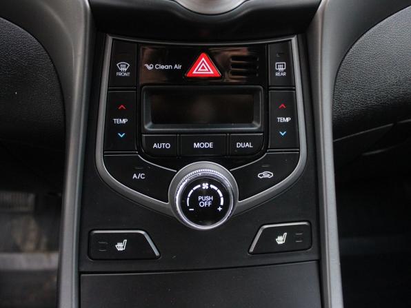 Hyundai Elantra V (MD) Рестайлинг с пробегом 2014 года, цена 1 099 000 рублей, 163693 км, седан, Автокод Объявления