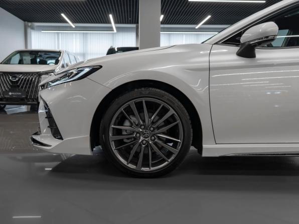 Toyota Camry IX (XV80) China Market с пробегом 2026 года, цена 4 400 000 рублей, 50 км, седан, Автокод Объявления