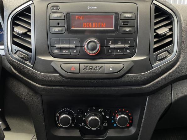Lada (ВАЗ) XRAY I с пробегом 2018 года, цена 877 000 рублей, 102354 км, хэтчбек, Автокод Объявления