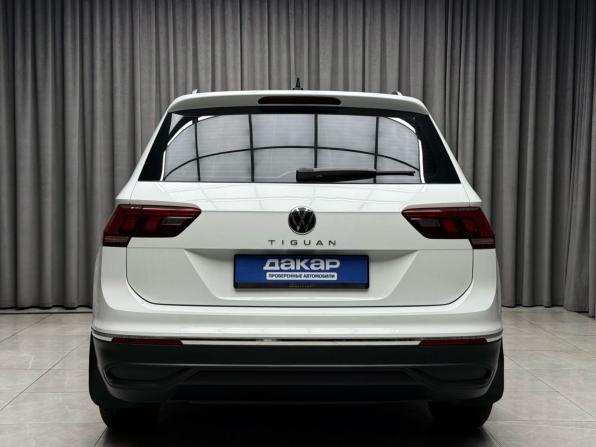 Volkswagen Tiguan II Рестайлинг с пробегом 2021 года, цена 2 349 000 рублей, 49622 км, внедорожник, Автокод Объявления