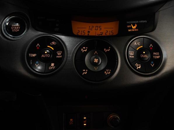 Toyota RAV4 III (XA30) с пробегом 2009 года, цена 1 043 000 рублей, 274497 км, внедорожник, Автокод Объявления