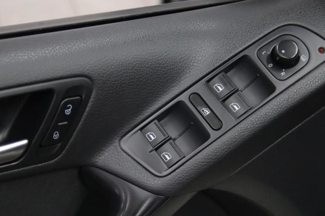 Volkswagen Tiguan I Рестайлинг с пробегом 2013 года, цена 995 950 рублей, 193013 км, внедорожник, Автокод Объявления
