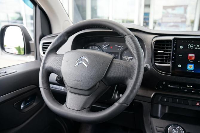 Citroen SpaceTourer I с пробегом 2017 года, цена 2 397 000 рублей, 112000 км, минивэн, Автокод Объявления