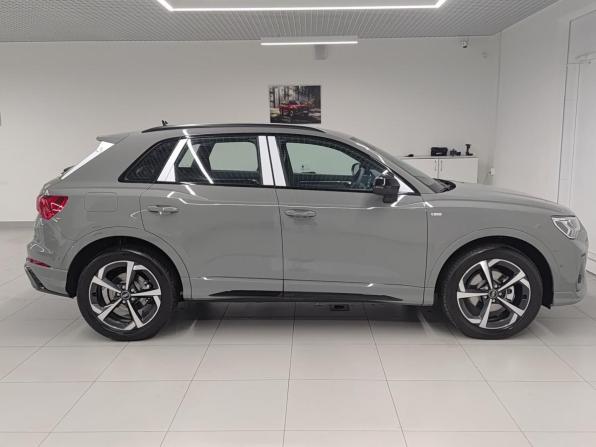 Audi Q3 III (FJ) с пробегом 2026 года, цена 4 060 000 рублей, 32 км, внедорожник, Автокод Объявления