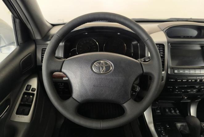 Toyota Land Cruiser Prado 120 Series Рестайлинг с пробегом 2008 года, цена 1 690 000 рублей, 334455 км, внедорожник, Автокод Объявления