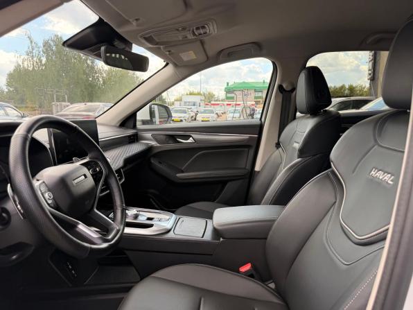 Haval Jolion I с пробегом 2023 года, цена 2 130 000 рублей, 34141 км, внедорожник, Автокод Объявления