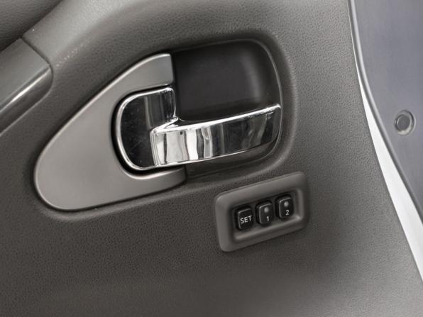 Nissan Pathfinder III Рестайлинг с пробегом 2010 года, цена 1 690 000 рублей, 242851 км, внедорожник, Автокод Объявления