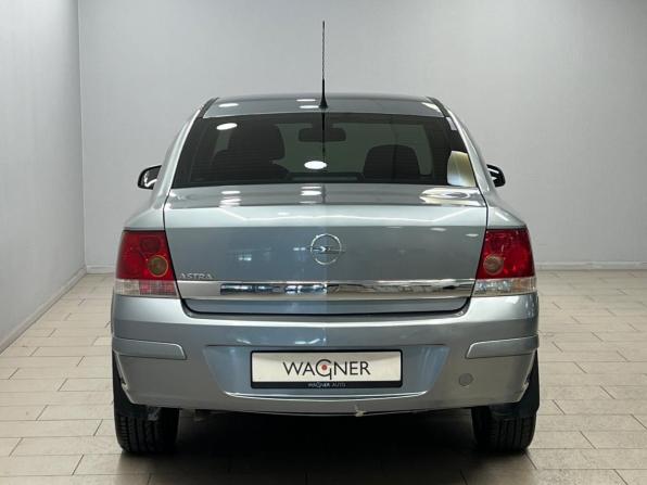 Opel Astra H Рестайлинг с пробегом 2010 года, цена 540 000 рублей, 166762 км, седан, Автокод Объявления