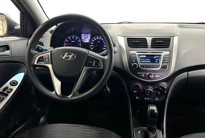 Hyundai Solaris I Рестайлинг с пробегом 2015 года, цена 1 020 000 рублей, 188290 км, хэтчбек, Автокод Объявления