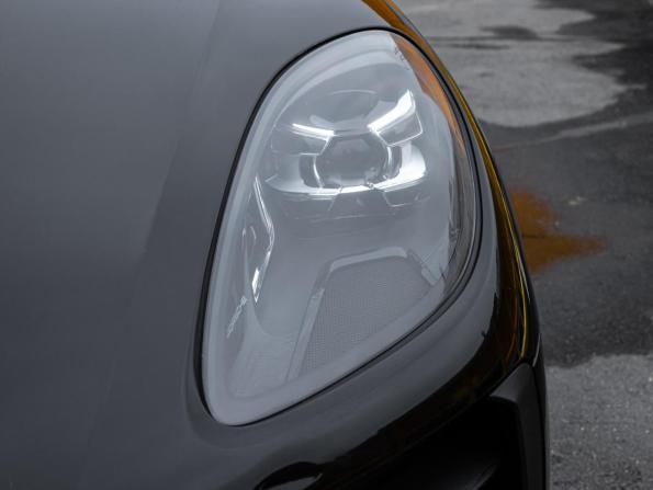 Porsche Macan I Рестайлинг с пробегом 2021 года, цена 6 495 000 рублей, 38398 км, внедорожник, Автокод Объявления