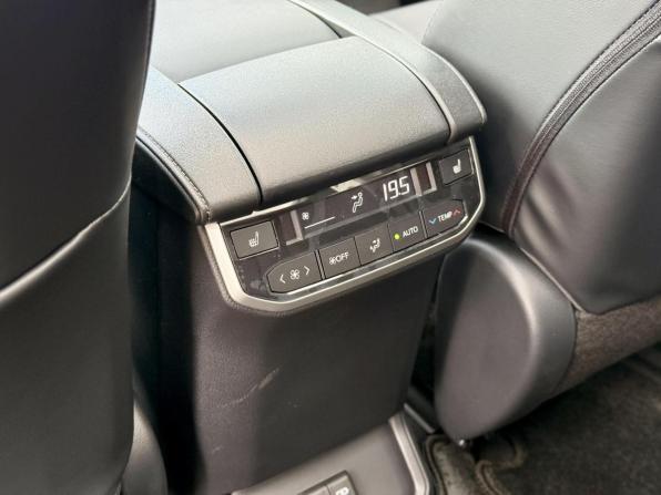 Toyota Highlander IV (XU70) с пробегом 2026 года, цена 5 700 000 рублей, 11 км, внедорожник, Автокод Объявления