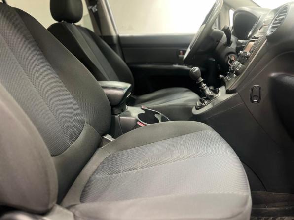 Kia Carens II (UN) с пробегом 2010 года, цена 720 000 рублей, 259000 км, минивэн, Автокод Объявления
