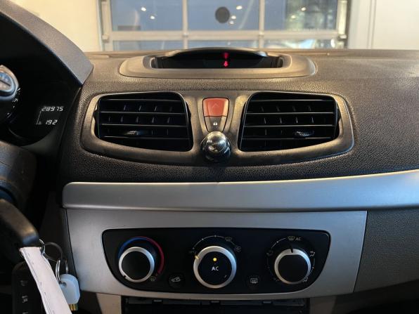 Renault Fluence I с пробегом 2011 года, цена 475 000 рублей, 289754 км, седан, Автокод Объявления