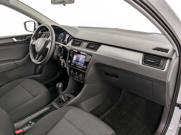 Skoda Rapid I Рестайлинг с пробегом 2018 года, цена 1 100 000 рублей, 91580 км, лифтбек, Автокод Объявления