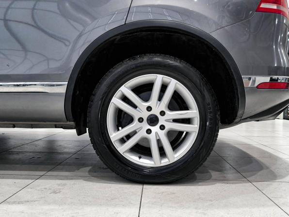 Volkswagen Touareg II Рестайлинг с пробегом 2016 года, цена 2 750 000 рублей, 246741 км, внедорожник, Автокод Объявления